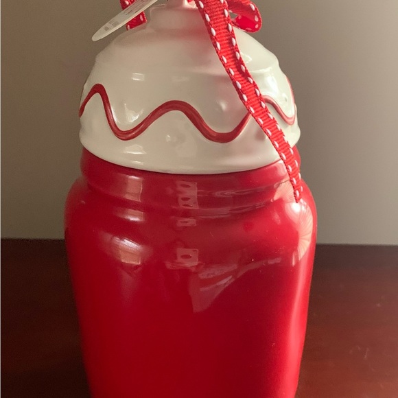 Rae Dunn Christmas Canister “CHEER” with lid - Picture 4 of 7